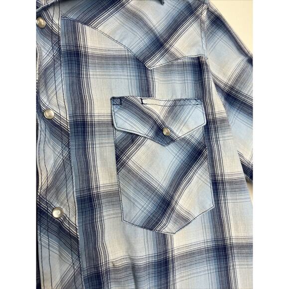 Wrangler Men’s Western Button Up Shirt Medium Plaid Pearl Snap Rodeo Cowboy - Picture 2 of 8